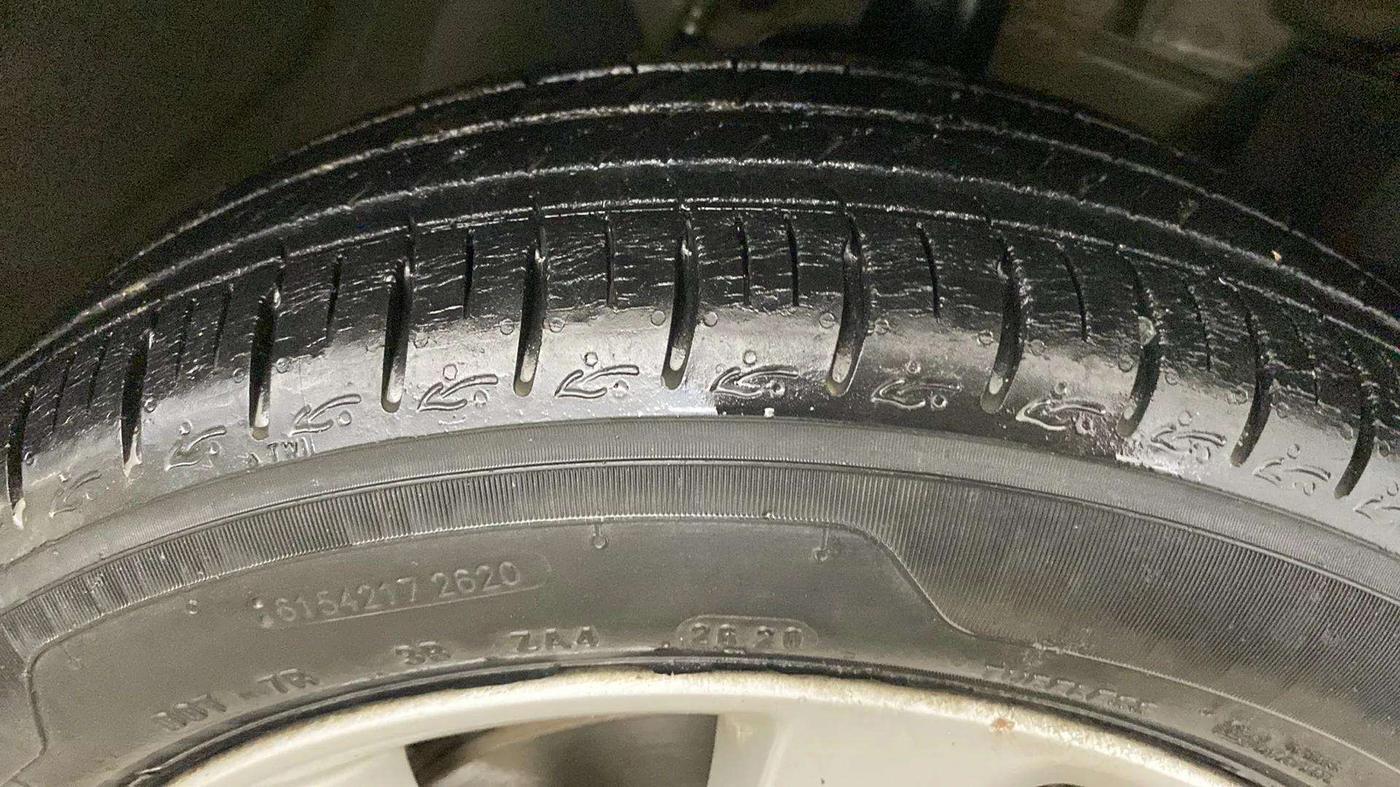 2014 Nissan Micra XV CVT, Petrol, Automatic, 64,396 km, Right Front Tyre Tread