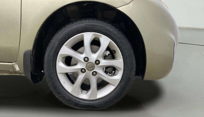 2014 Nissan Micra XV CVT, Petrol, Automatic, 64,396 km, Right Front Wheel