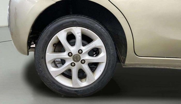 2014 Nissan Micra XV CVT, Petrol, Automatic, 64,396 km, Right Rear Wheel