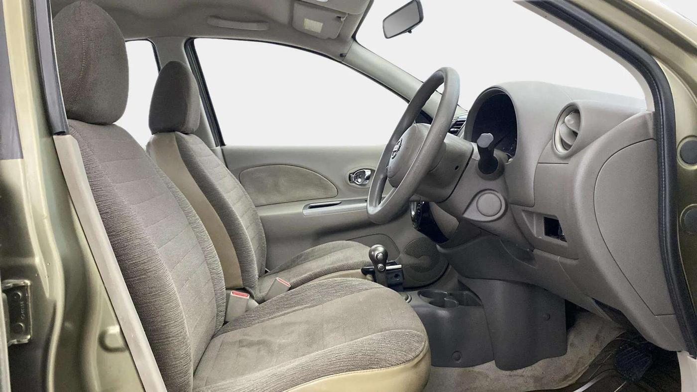 2014 Nissan Micra XV CVT, Petrol, Automatic, 64,396 km, Right Side Front Door Cabin