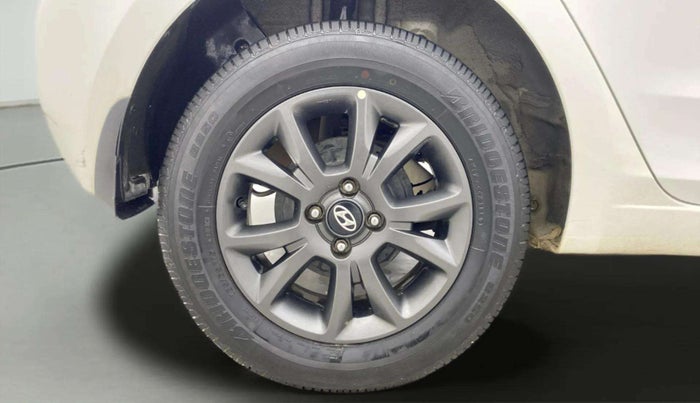 2018 Hyundai Elite i20 ASTA 1.2  CVT, Petrol, Automatic, 65,580 km, Right Rear Wheel