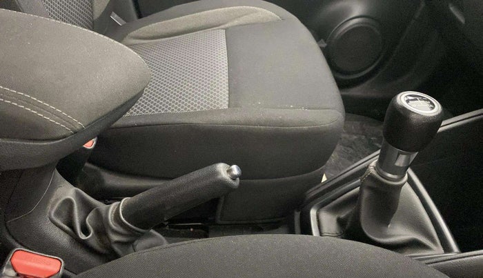 2019 Nissan Kicks XL 1.5, Petrol, Manual, 50,862 km, Gear Lever