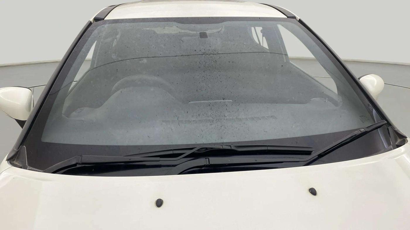 2019 Nissan Kicks XL 1.5, Petrol, Manual, 51,027 km, Front Windshield