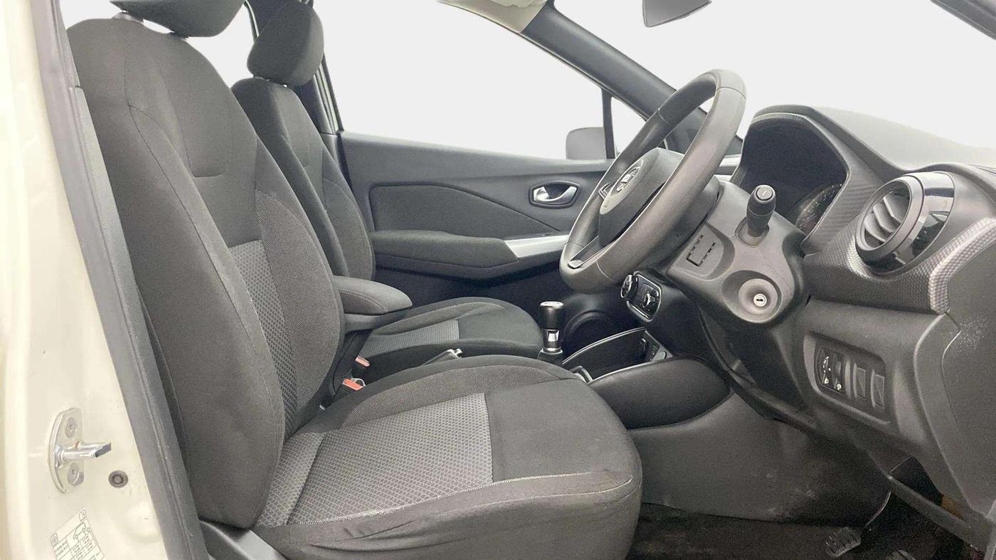 2019 Nissan Kicks XL 1.5, Petrol, Manual, 51,027 km, Right Side Front Door Cabin