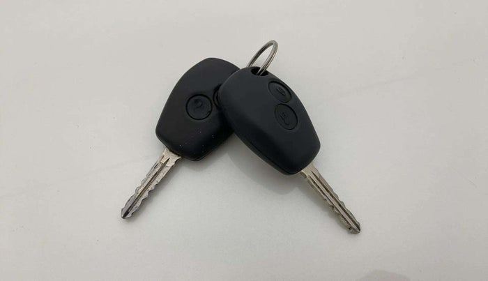 2019 Nissan Kicks XL 1.5, Petrol, Manual, 50,862 km, Key Close Up