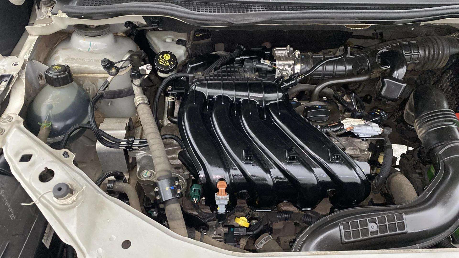 Engine-Right-Aligned--11