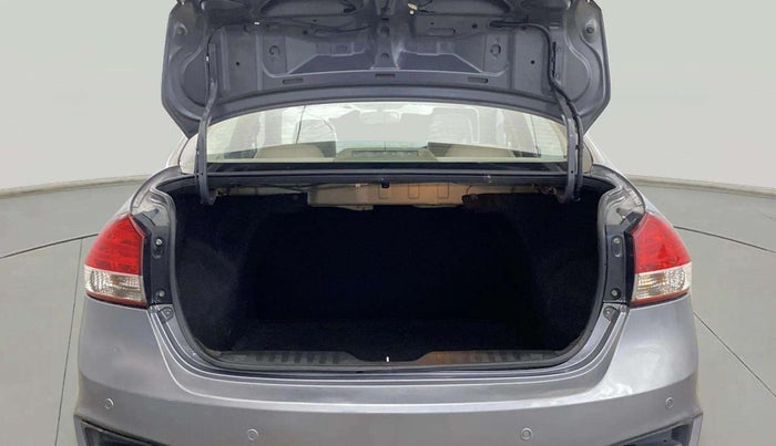 2015 Maruti Ciaz VXI+, Petrol, Manual, 64,335 km, Boot Inside