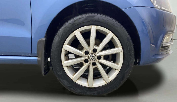 2017 Volkswagen Polo HIGHLINE1.2L, Petrol, Manual, 51,528 km, Right Front Wheel