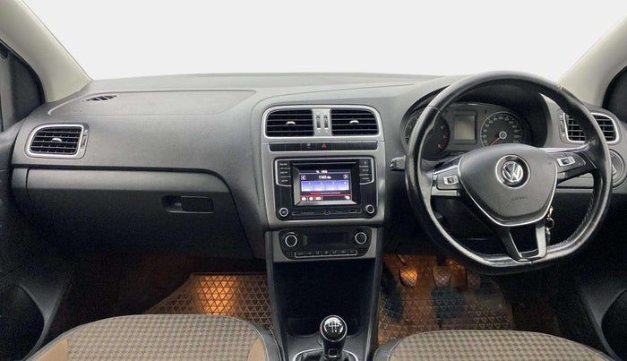 2017 Volkswagen Polo HIGHLINE1.2L, Petrol, Manual, 51,528 km, Dashboard