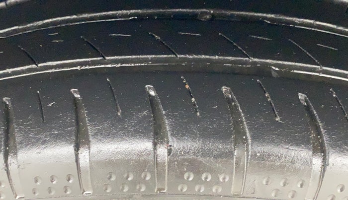2018 Ford Ecosport TITANIUM + 1.5L PETROL AT, Petrol, Automatic, 55,639 km, Right Rear Tyre Tread