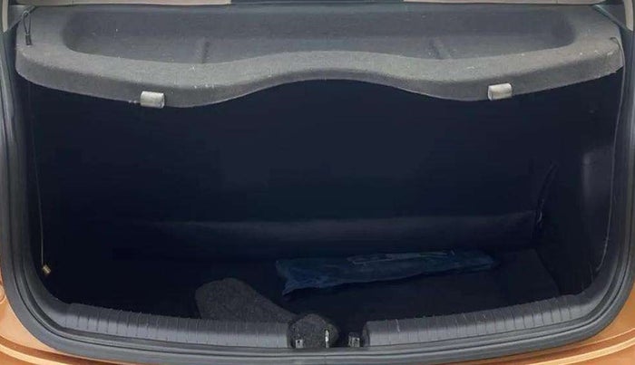 2014 Hyundai Grand i10 ASTA 1.2 KAPPA VTVT, Petrol, Manual, 56,182 km, Boot Inside