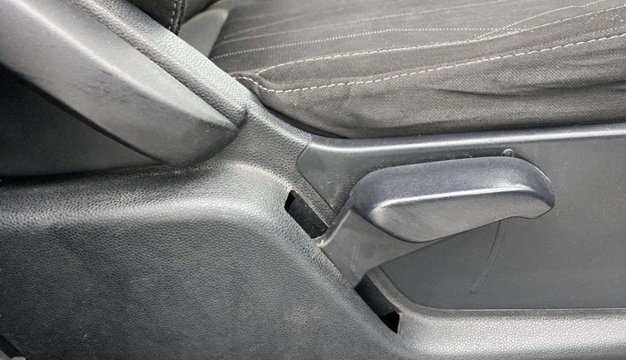 2018 Ford Ecosport TREND 1.5L DIESEL, Diesel, Manual, 1,30,075 km, Driver Side Adjustment Panel