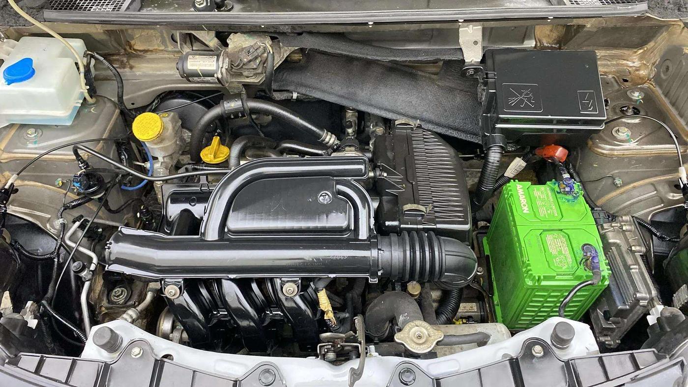 2018 Renault Kwid RXT 1.0 AMT (O), Petrol, Automatic, 51,964 km, Engine View