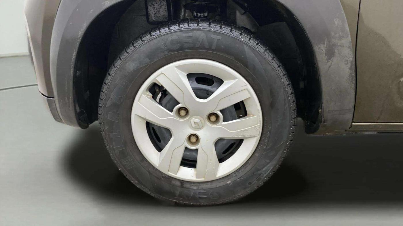 2018 Renault Kwid RXT 1.0 AMT (O), Petrol, Automatic, 51,964 km, Left Front Wheel