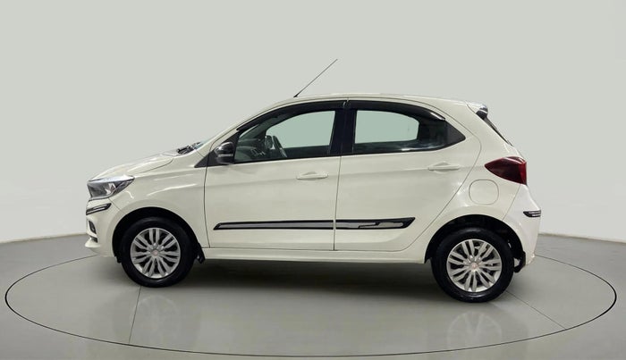 2023 Tata Tiago XTA PETROL, Petrol, Automatic, 21,455 km, Left Side