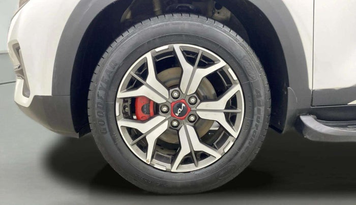2022 KIA SELTOS GTX PLUS DCT 1.4 PETROL, Petrol, Automatic, 30,975 km, Left Front Wheel