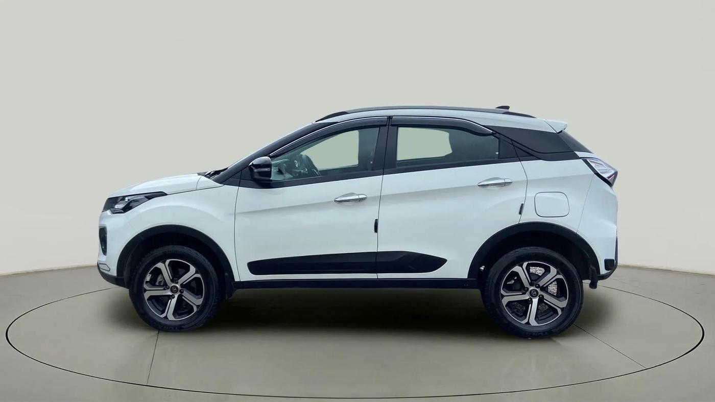 2023 Tata NEXON XZA PLUS PETROL, Petrol, Automatic, 15,746 km, Left Side