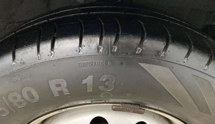 2012 Hyundai i10 ERA 1.1, Petrol, Manual, 59,060 km, Right Front Tyre Tread