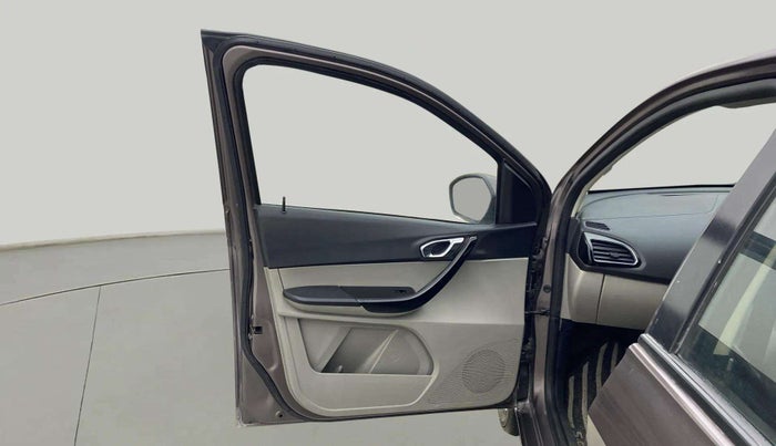 2018 Tata Tiago XZ PETROL, Petrol, Manual, 66,498 km, LHS Front Door