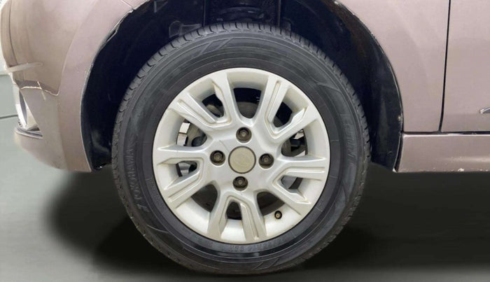 2018 Tata Tiago XZ PETROL, Petrol, Manual, 66,498 km, Left Front Wheel