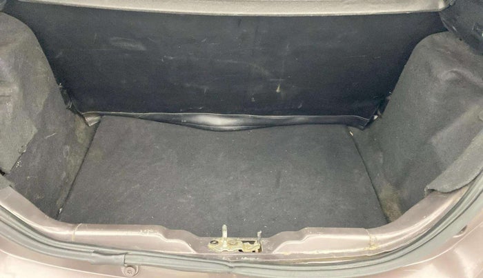 2018 Tata Tiago XZ PETROL, Petrol, Manual, 66,498 km, Boot Inside