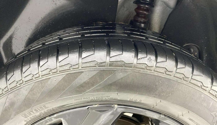 2024 Hyundai Creta S (O) 1.5 PETROL, Petrol, Manual, 15,111 km, Left Rear Tyre Tread