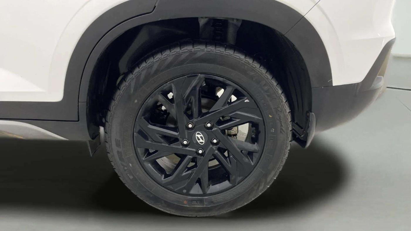 2024 Hyundai Creta S (O) 1.5 PETROL, Petrol, Manual, 15,111 km, Left Rear Wheel
