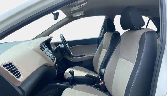 2019 Hyundai Elite i20 MAGNA PLUS 1.2, Petrol, Manual, 35,544 km, Right Side Front Door Cabin