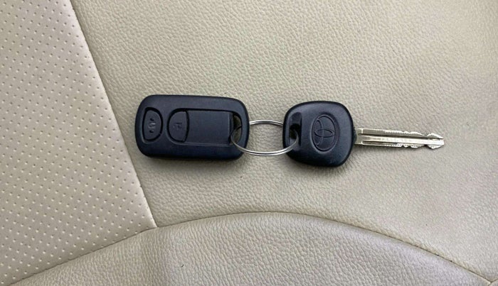2019 Toyota Etios Liva VX, Petrol, Manual, 23,881 km, Key Close Up