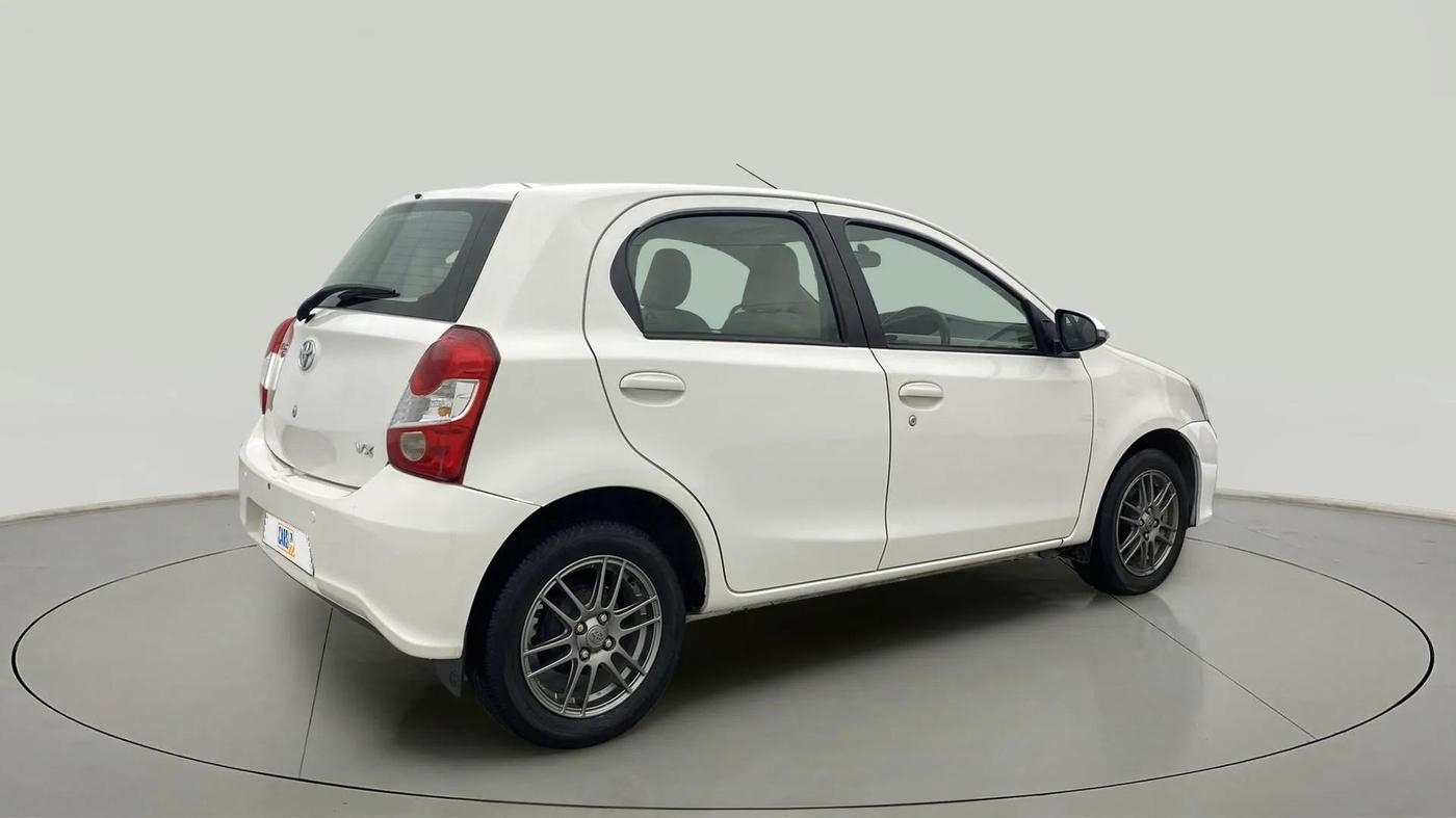 2019 Toyota Etios Liva VX, Petrol, Manual, 23,990 km, Right Back Diagonal