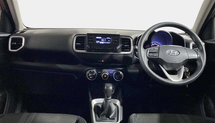 2020 Hyundai VENUE S 1.2, Petrol, Manual, 38,585 km, Dashboard