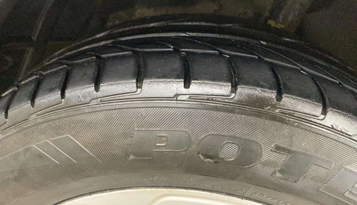 2019 Ford Ecosport TITANIUM + 1.5L PETROL, Petrol, Manual, 50,149 km, Right Front Tyre Tread