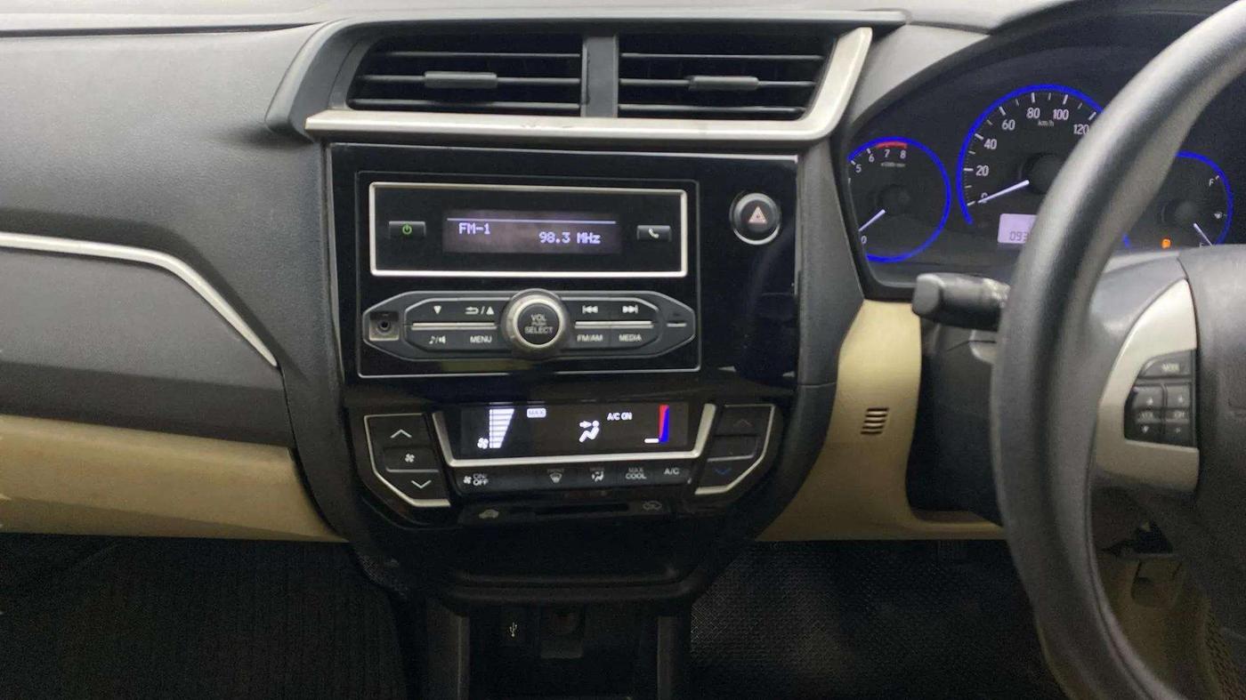 2017 Honda Amaze 1.2L I-VTEC S, Petrol, Manual, 93,944 km, Air Conditioner
