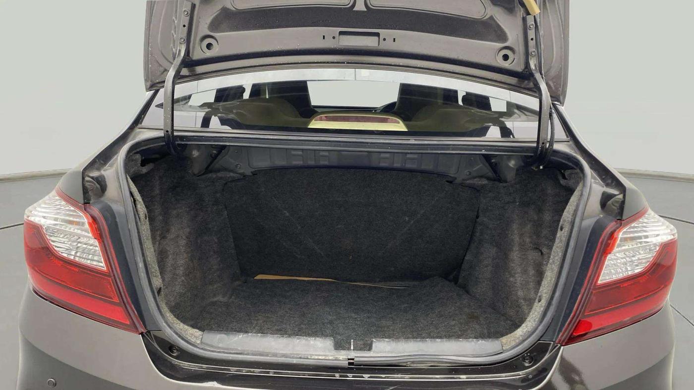 2017 Honda Amaze 1.2L I-VTEC S, Petrol, Manual, 93,944 km, Boot Open Zoomed View