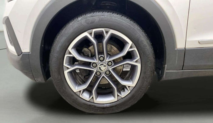 2021 Skoda KUSHAQ STYLE 1.0L TSI MT, Petrol, Manual, 77,520 km, Left Front Wheel