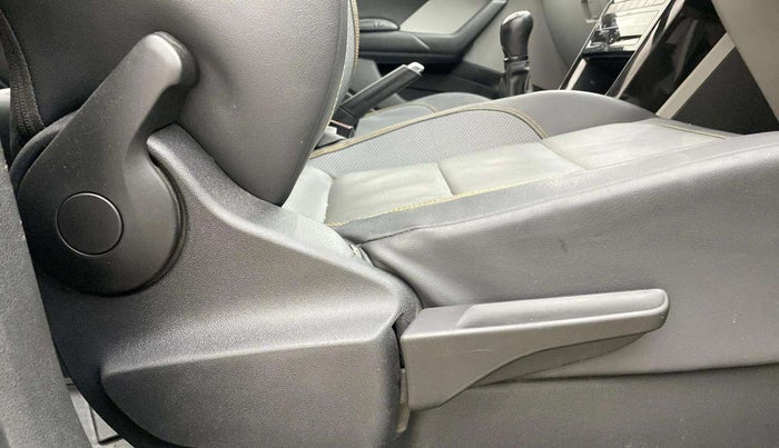 2021 Skoda KUSHAQ STYLE 1.0L TSI MT, Petrol, Manual, 77,520 km, Driver Side Adjustment Panel