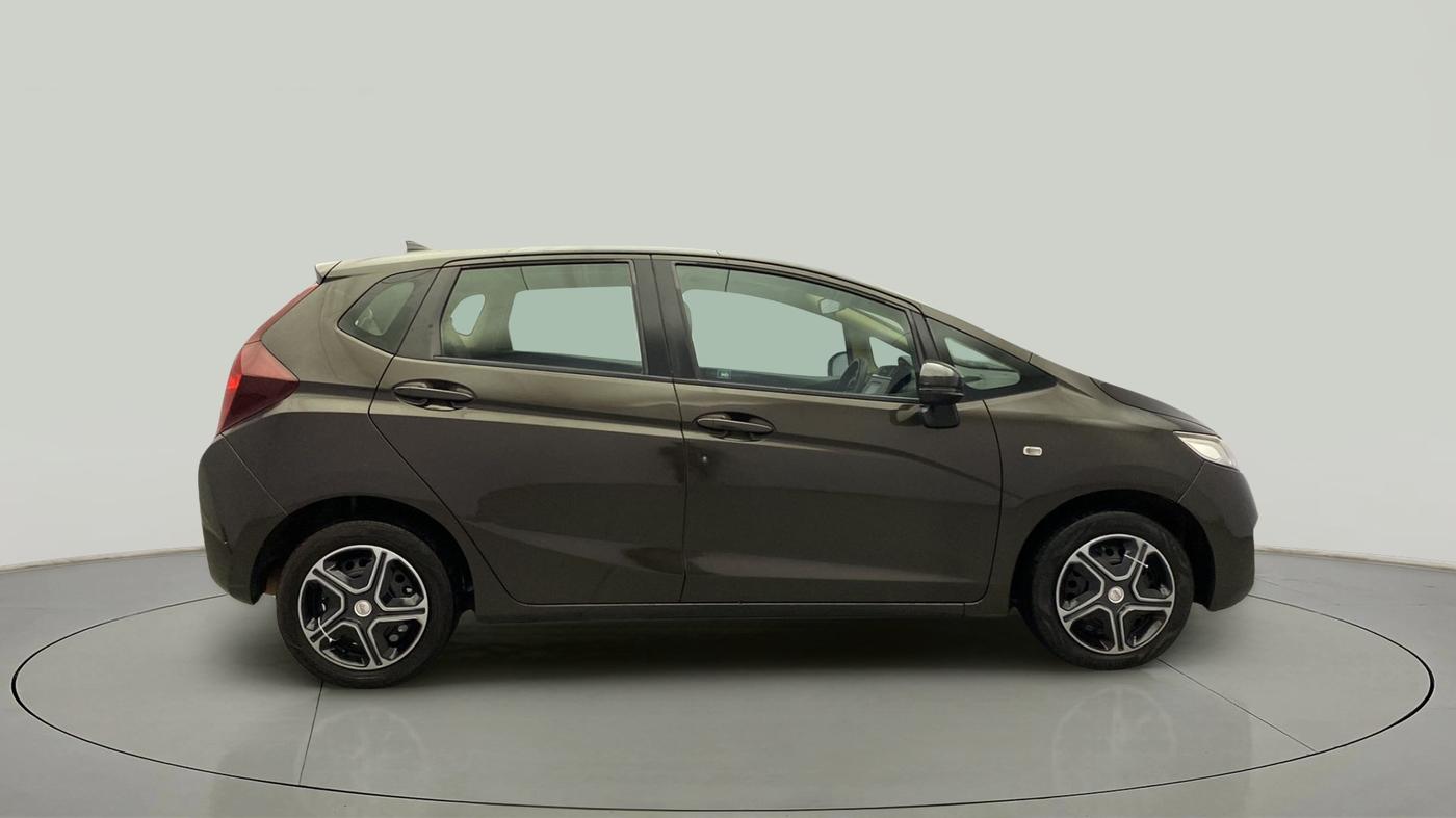 2015 Honda Jazz 1.5L I-DTEC SV, Diesel, Manual, 1,39,324 km, Right Side View