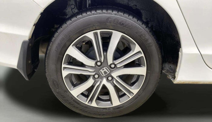2022 Honda City 1.5L I-VTEC V MT 4TH GEN, Petrol, Manual, 34,238 km, Right Rear Wheel