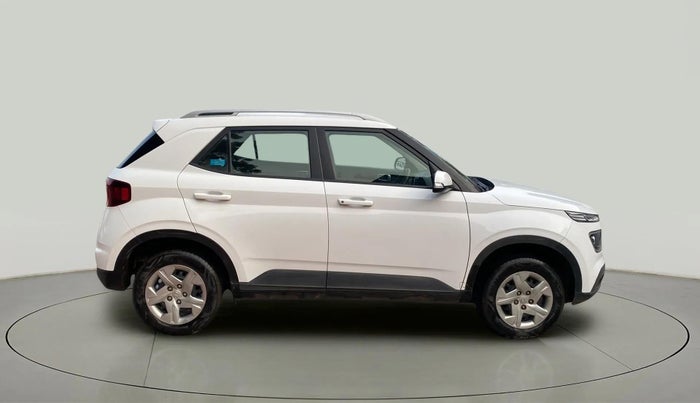 2022 Hyundai VENUE S+ 1.2, Petrol, Manual, 25,760 km, Right Side View