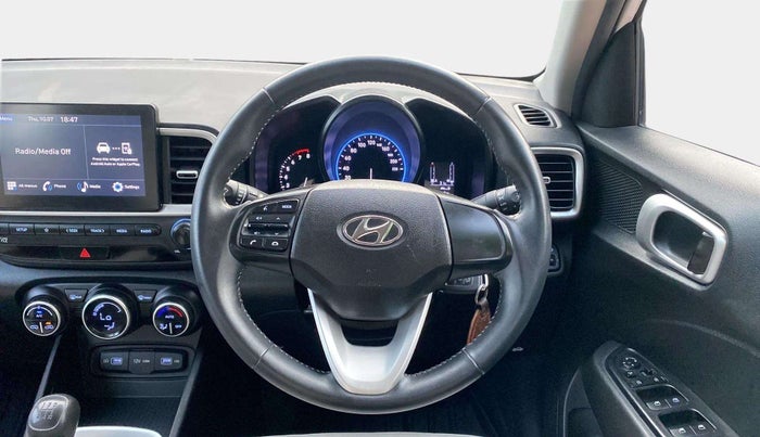 2022 Hyundai VENUE S+ 1.2, Petrol, Manual, 25,760 km, Steering Wheel Close Up