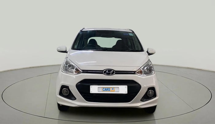 2016 Hyundai Grand i10 SPORTZ 1.2 KAPPA VTVT, Petrol, Manual, 25,800 km, Front