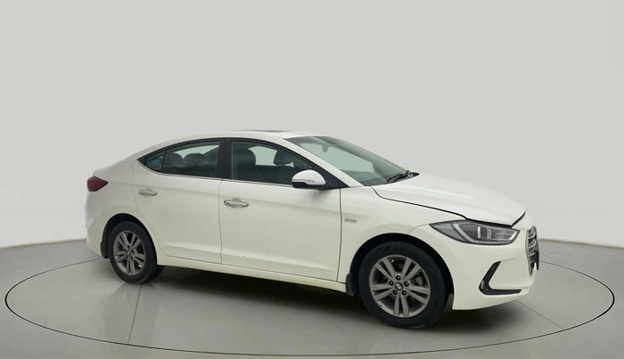 2017 Hyundai New Elantra 2.0 SX(O) AT PETROL, Petrol, Automatic, 31,647 km, Right Front Diagonal