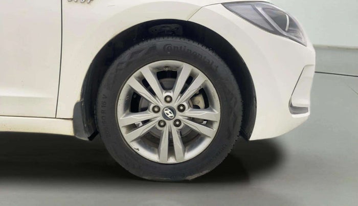 2017 Hyundai New Elantra 2.0 SX(O) AT PETROL, Petrol, Automatic, 31,647 km, Right Front Wheel