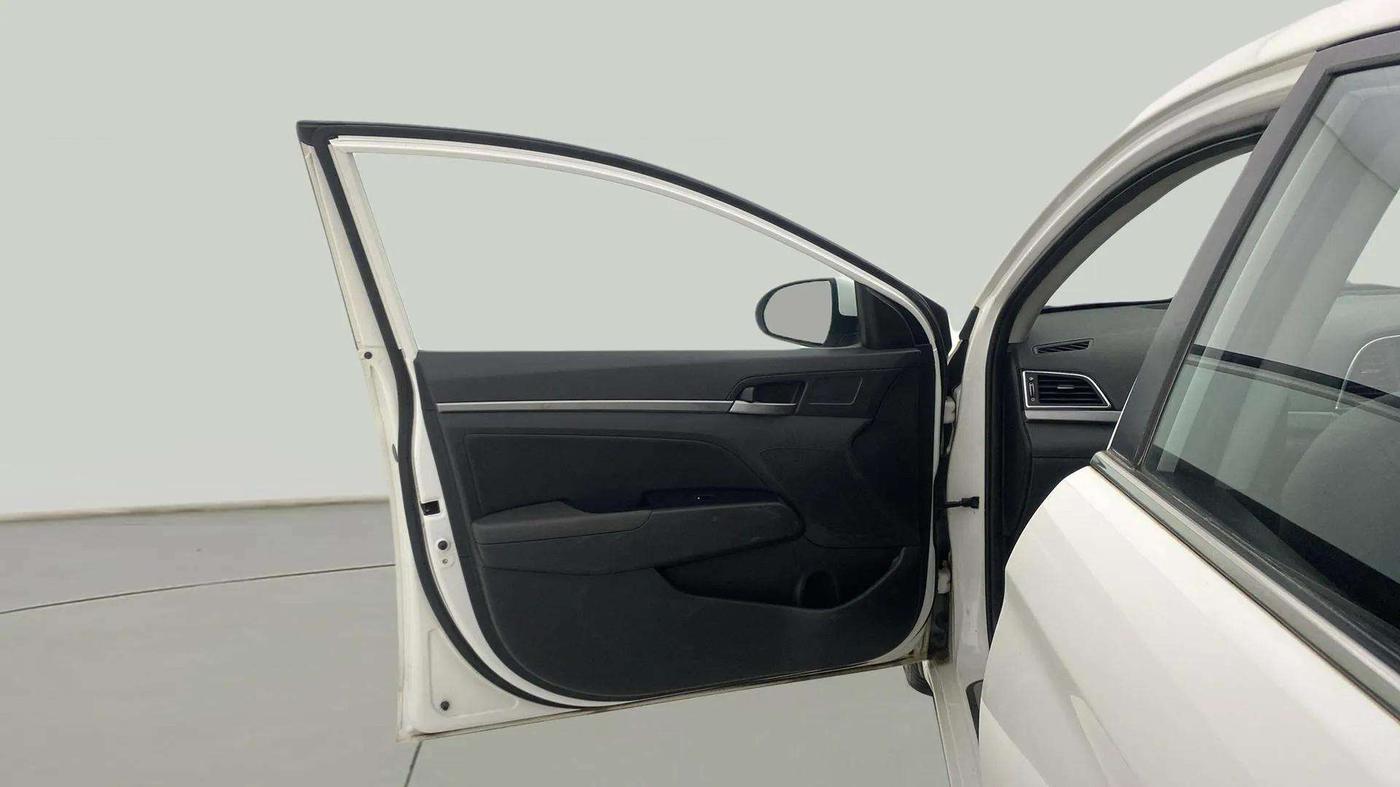 2017 Hyundai New Elantra 2.0 SX(O) AT PETROL, Petrol, Automatic, 32,056 km, LHS Front Door