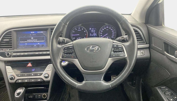 2017 Hyundai New Elantra 2.0 SX(O) AT PETROL, Petrol, Automatic, 31,647 km, Steering Wheel Close Up