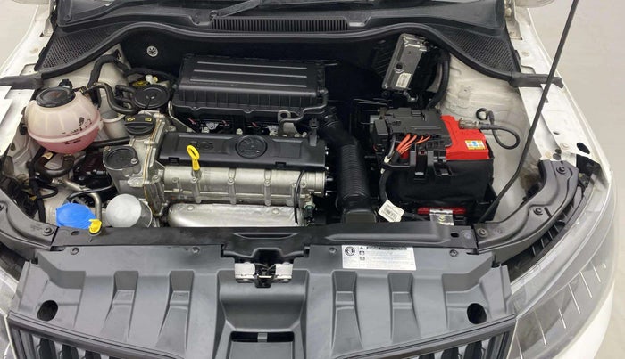 2019 Skoda Rapid STYLE 1.6 MPI, Petrol, Manual, 22,717 km, Engine View - Left