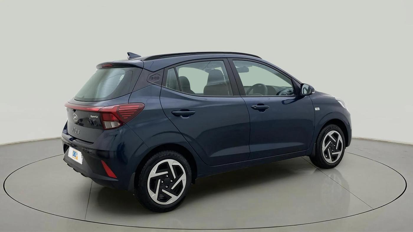 2023 Hyundai GRAND I10 NIOS SPORTZ AMT 1.2 KAPPA VTVT, Petrol, Automatic, 5,212 km, Right Back Diagonal