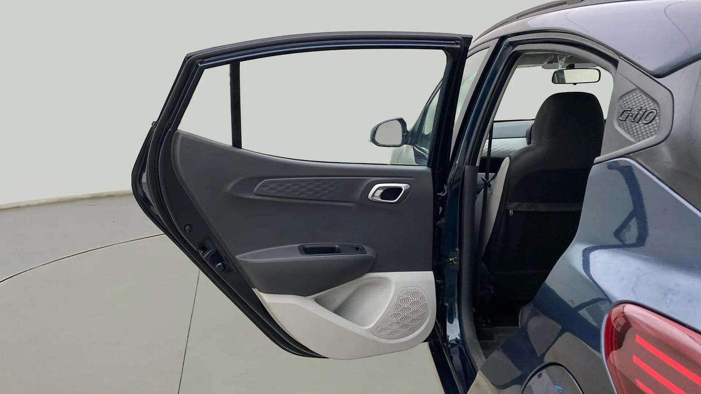 2023 Hyundai GRAND I10 NIOS SPORTZ AMT 1.2 KAPPA VTVT, Petrol, Automatic, 5,212 km, LHS Rear Door