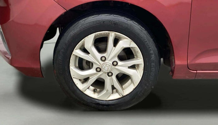 2018 Honda Amaze 1.5L I-DTEC VX, Diesel, Manual, 1,18,548 km, Left Front Wheel