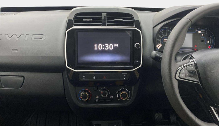 2024 Renault Kwid CLIMBER 1.0 AMT Dual Tone , Petrol, Automatic, 4,015 km, Air Conditioner